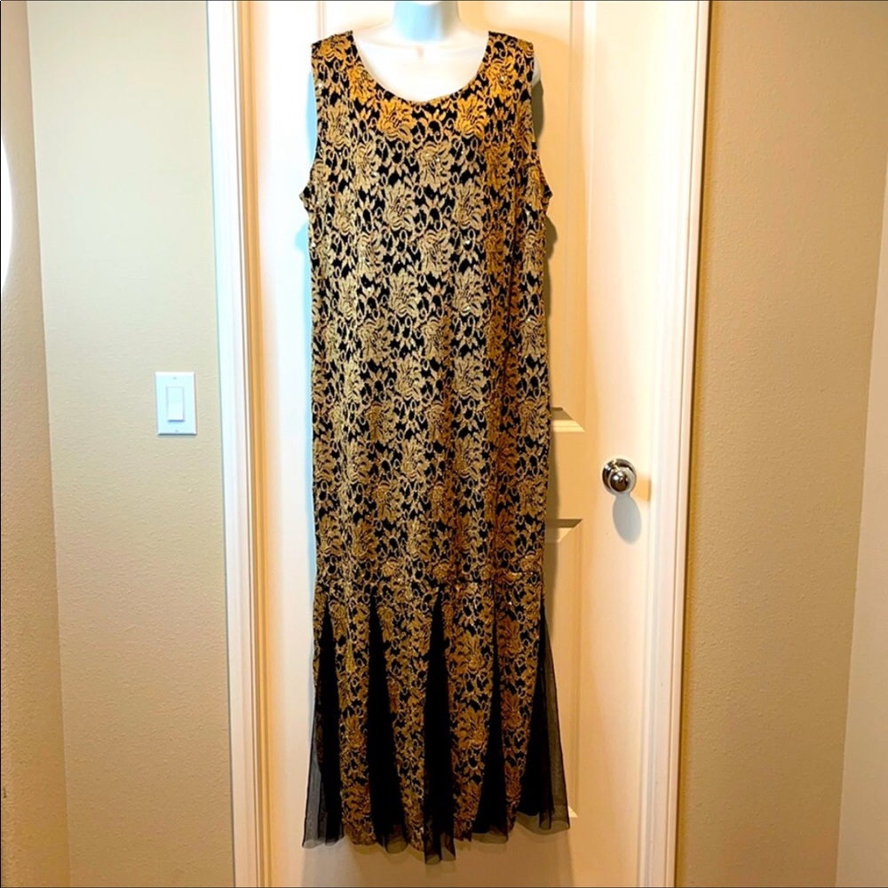 Candlelight Women Lovely Sleeveless Dress